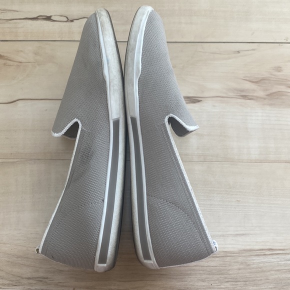 Kelly & Katie Grey Womens Slip Ons Size 10 - Picture 5 of 8